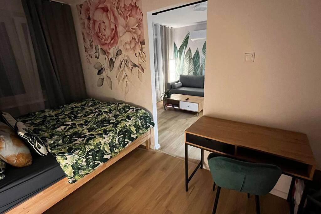 Gajowa Apartament 霍茹夫 外观 照片
